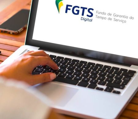 Trabalhadores recebem R$ 1,4 bi do FGTS recuperados de empresas