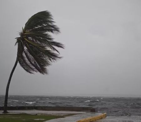 Furacão Melissa atinge categoria 5 e ameaça países do Caribe com ventos de 260 km/h