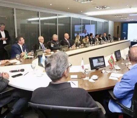 Riedel integra “Consórcio da Paz” para combater o crime organizado Riedel integra “Consórcio da Paz” para combater o crime organizado