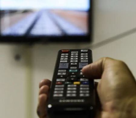 Câmara dos Deputados conclui votação de projeto sobre streaming