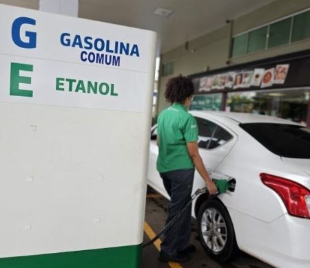 Pesquisa indica maior diferença de preços na gasolina comum na capital