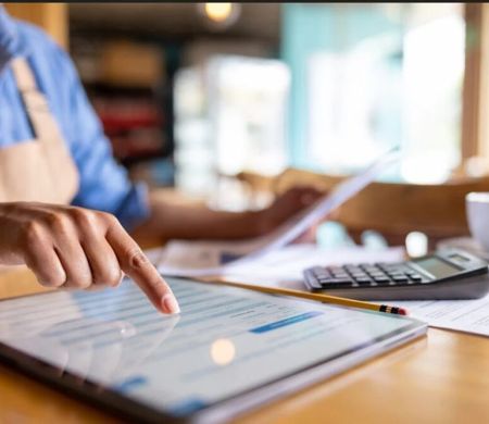 Pressão fiscal do governo ameaça extinção de 340 mil MEIs no Simples Nacional