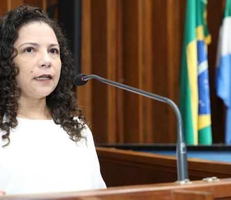 'Reforma administrativa destrói os pilares do serviço público', diz servidora 