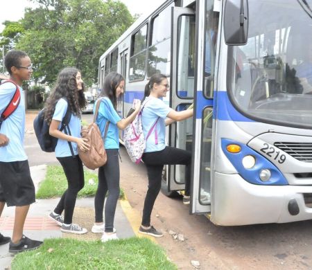 Gratuidade no transporte público da Capital começa a ser cadastrada pela Agetran 