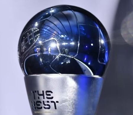 Argentino e primo de campeão do mundo conquista Prêmio Puskás