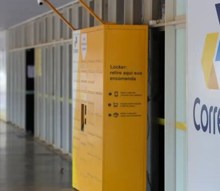 Correios preveem 15 mil demissões voluntárias e fechar mil agências