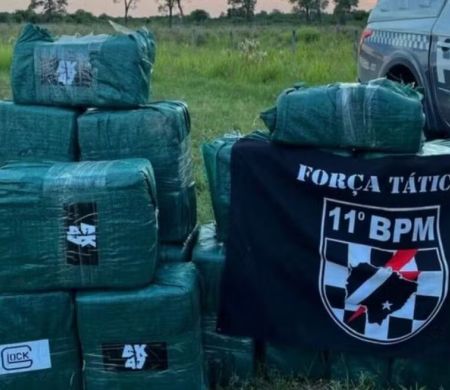 Avião com meia tonelada de pasta base de cocaína faz pouso forçado em MS