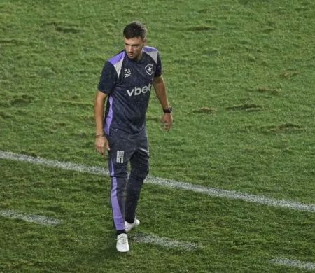 Botafogo terá primeiro desafio com sequência de clássicos e altitude