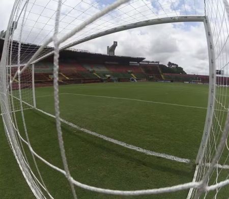 Portuguesa e Corinthans lutam por vaga nas semi do Paulista