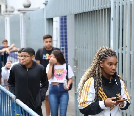 Pré-selecionados do Fies devem complementar inscrição até esta terça