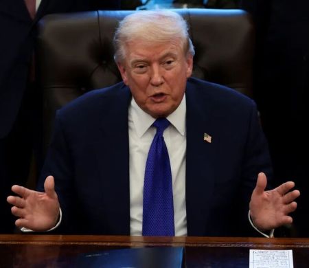 Aprovação de Trump tem baixa antes de discurso no Congresso&nbsp;