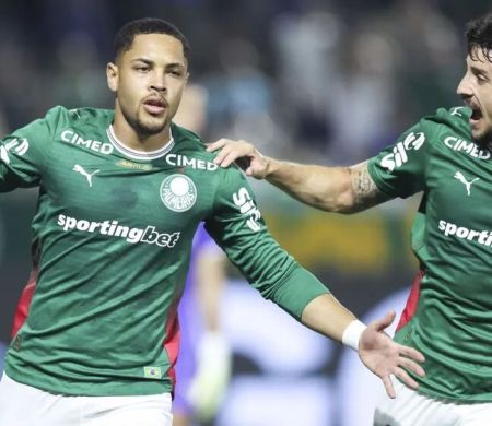 Palmeiras vence Fluminense e volta a assumir liderança do Brasileirão