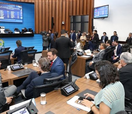 Plenário da Assembleia aprecia medida contra racismo religioso em MS