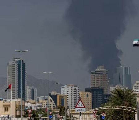 Petróleo se aproxima de US$ 120, maior cotação desde 2022