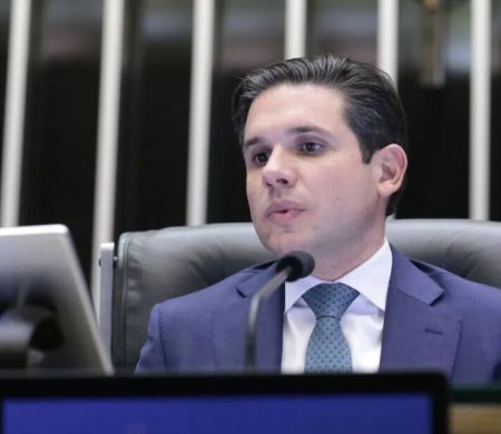 Motta quer investigação sobre o Master 