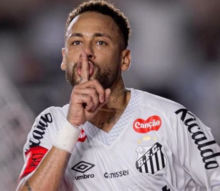 Com desgaste, Neymar frustra Ancelotti ao ficar fora do jogo contra o Mirassol