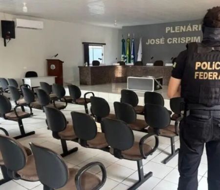 PF apreende celulares de vereadores suspeitos de imigração ilegal aos EUA