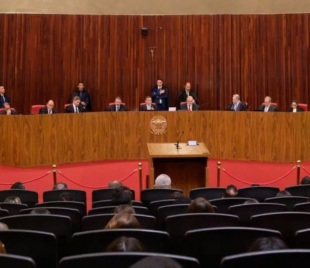 TSE aprova novas regras e amplia controle sobre canais de WhatsApp