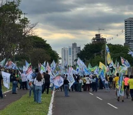 Riedel, Reinaldo e Contar mobilizam apoiadores de Flávio Bolsonaro na Capital