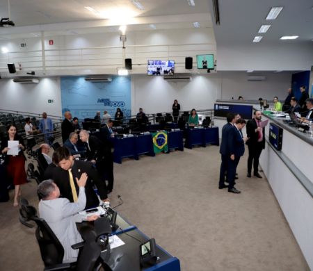 Câmara debate orçamento de R$ 6,9 bilhões e plano de metas até 2029
